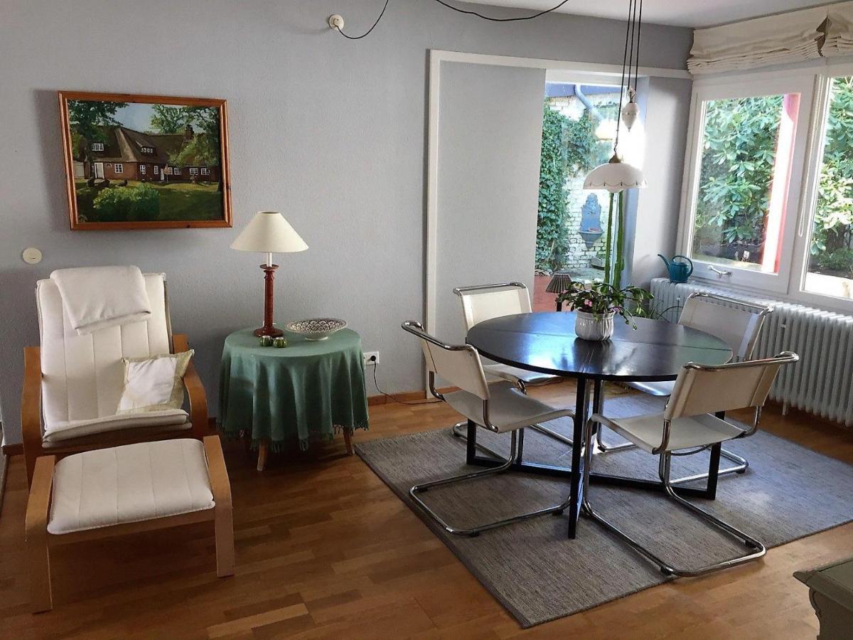Haus-Muehlenpark Apartment Wyk auf Foehr Luaran gambar
